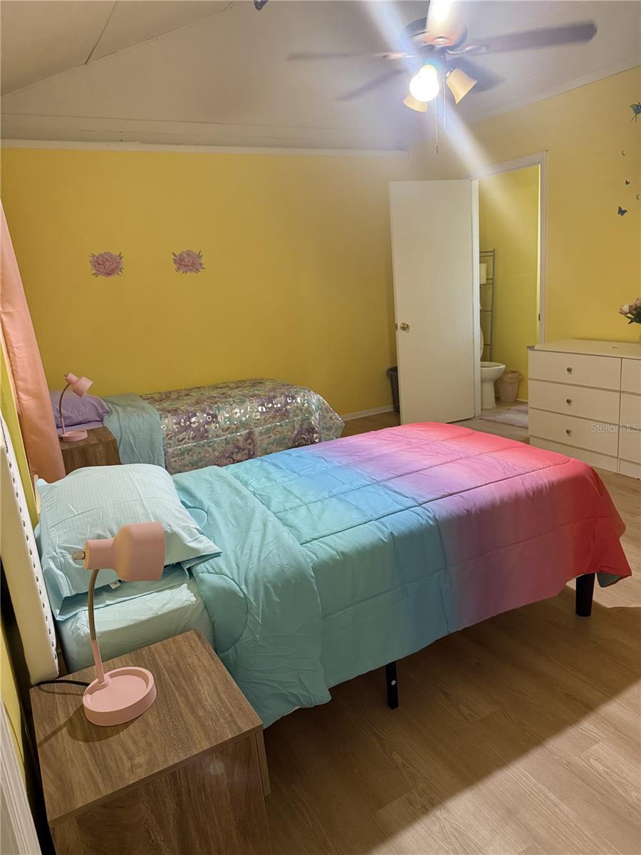 Image 19 of 22 For 322 Regal Park Drive