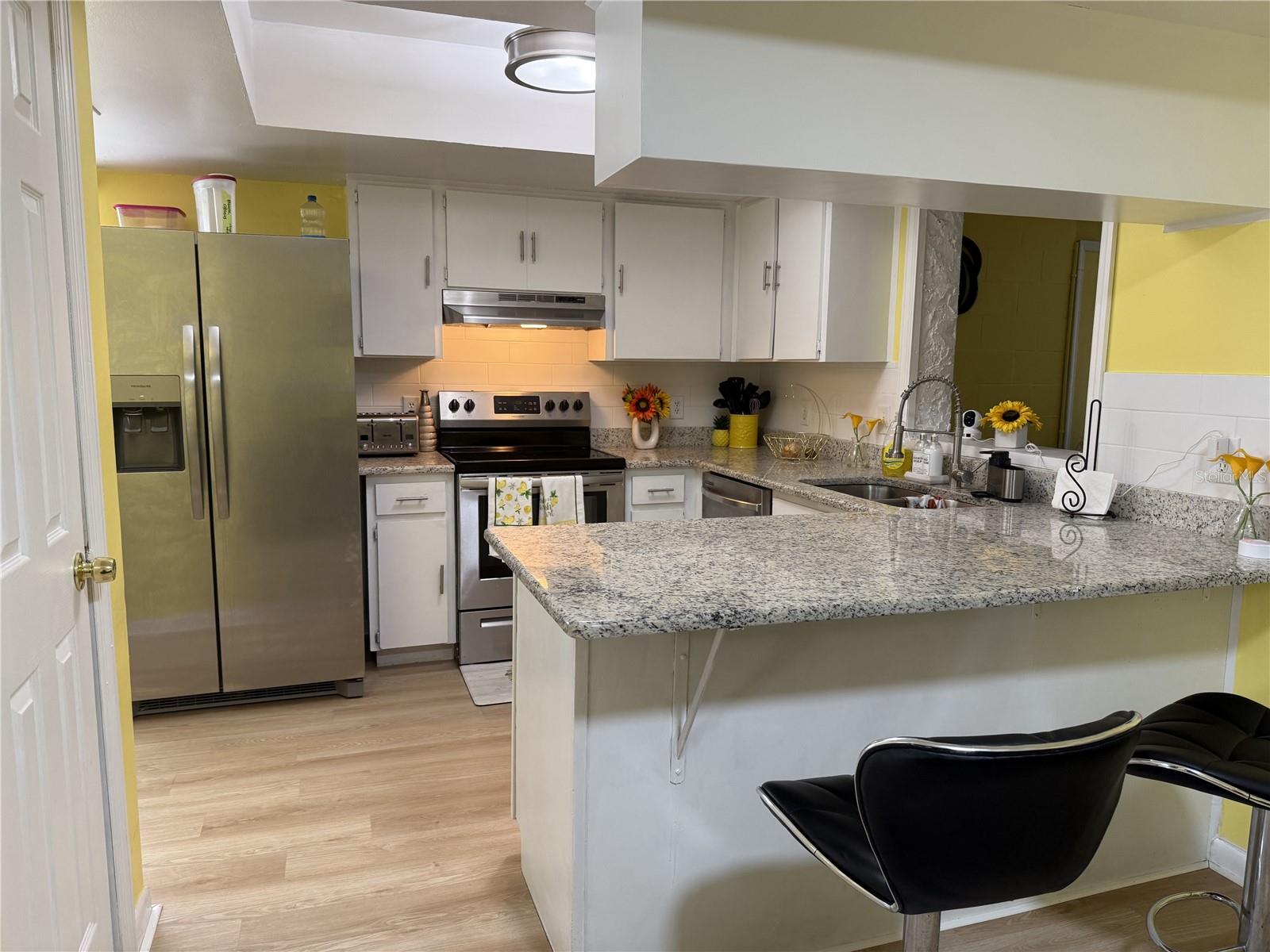 Image 4 of 22 For 322 Regal Park Drive