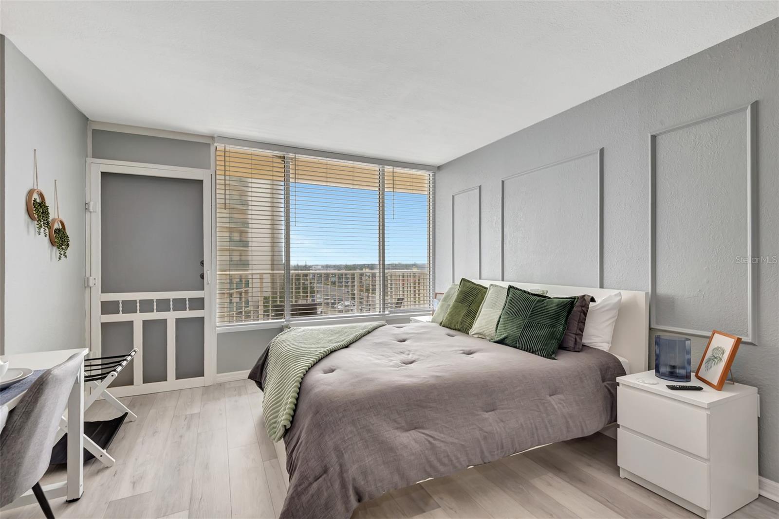 Image 3 of 40 For 2043 Atlantic Avenue 505