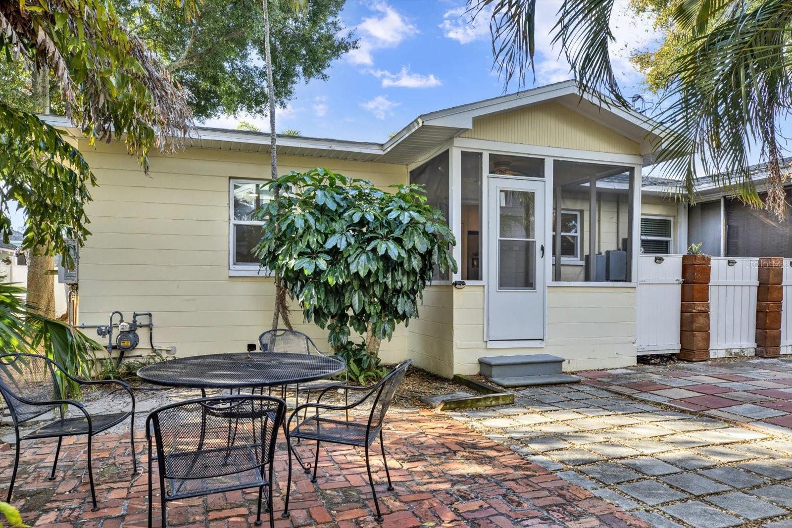 Image 29 of 30 For 109 12th Avenue N