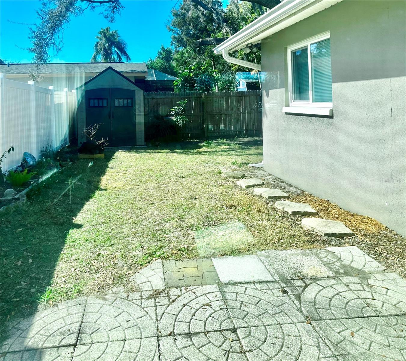 Image 5 of 11 For 2054 Broadway