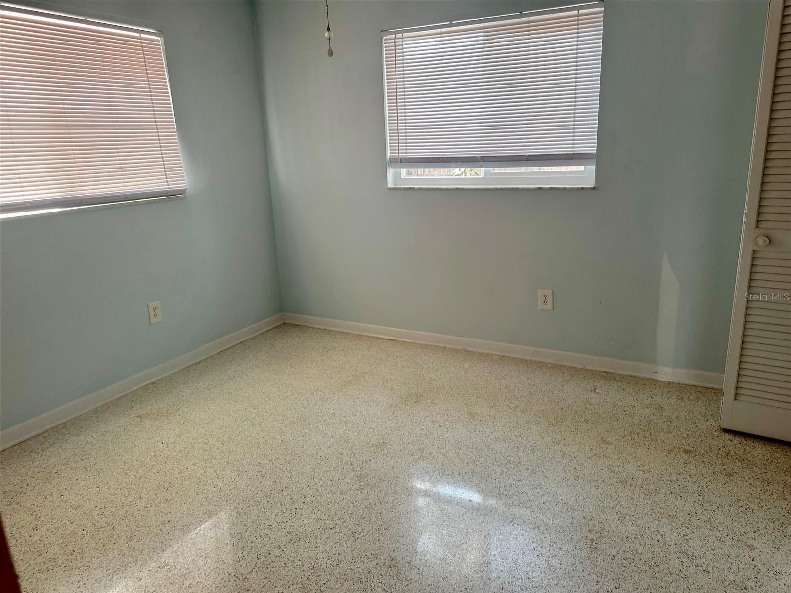 Image 9 of 11 For 2054 Broadway