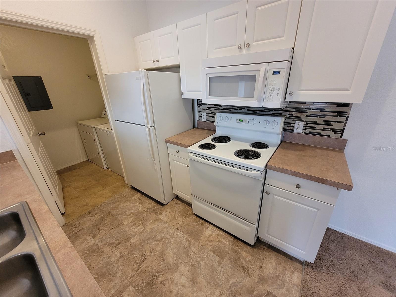 Image 10 of 35 For 5934 Brickleberry Lane 204