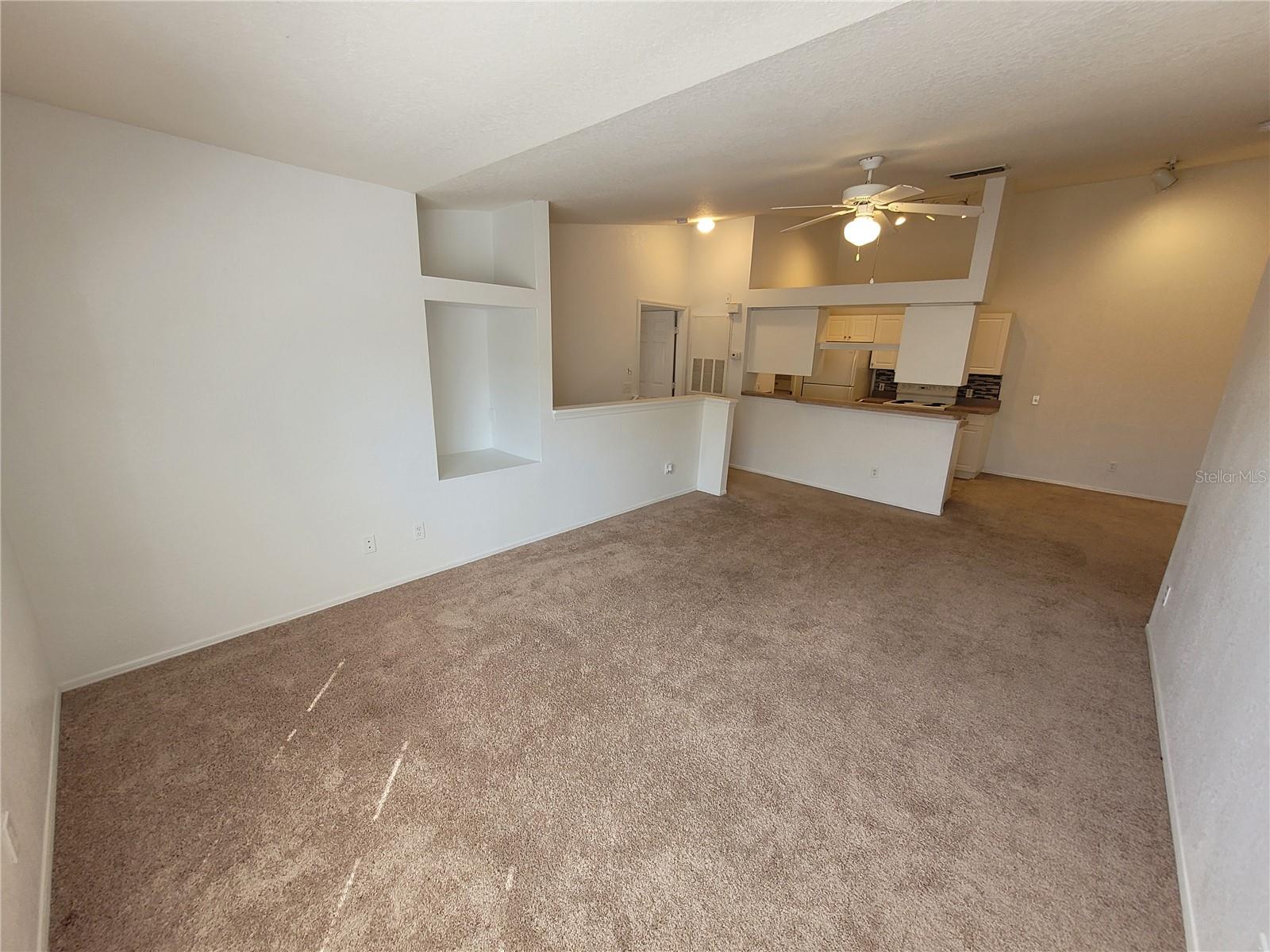 Image 7 of 35 For 5934 Brickleberry Lane 204