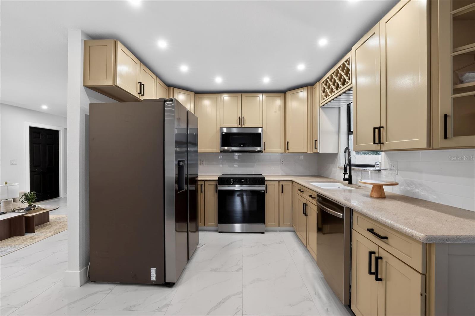 Image 10 of 35 For 320 Pheasant Circle