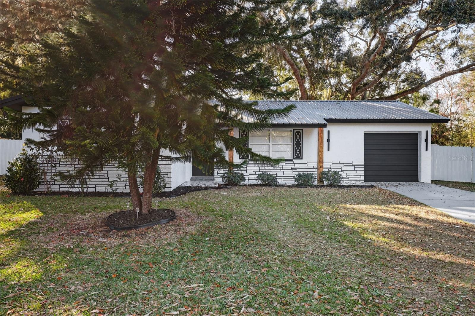 Image 30 of 35 For 320 Pheasant Circle