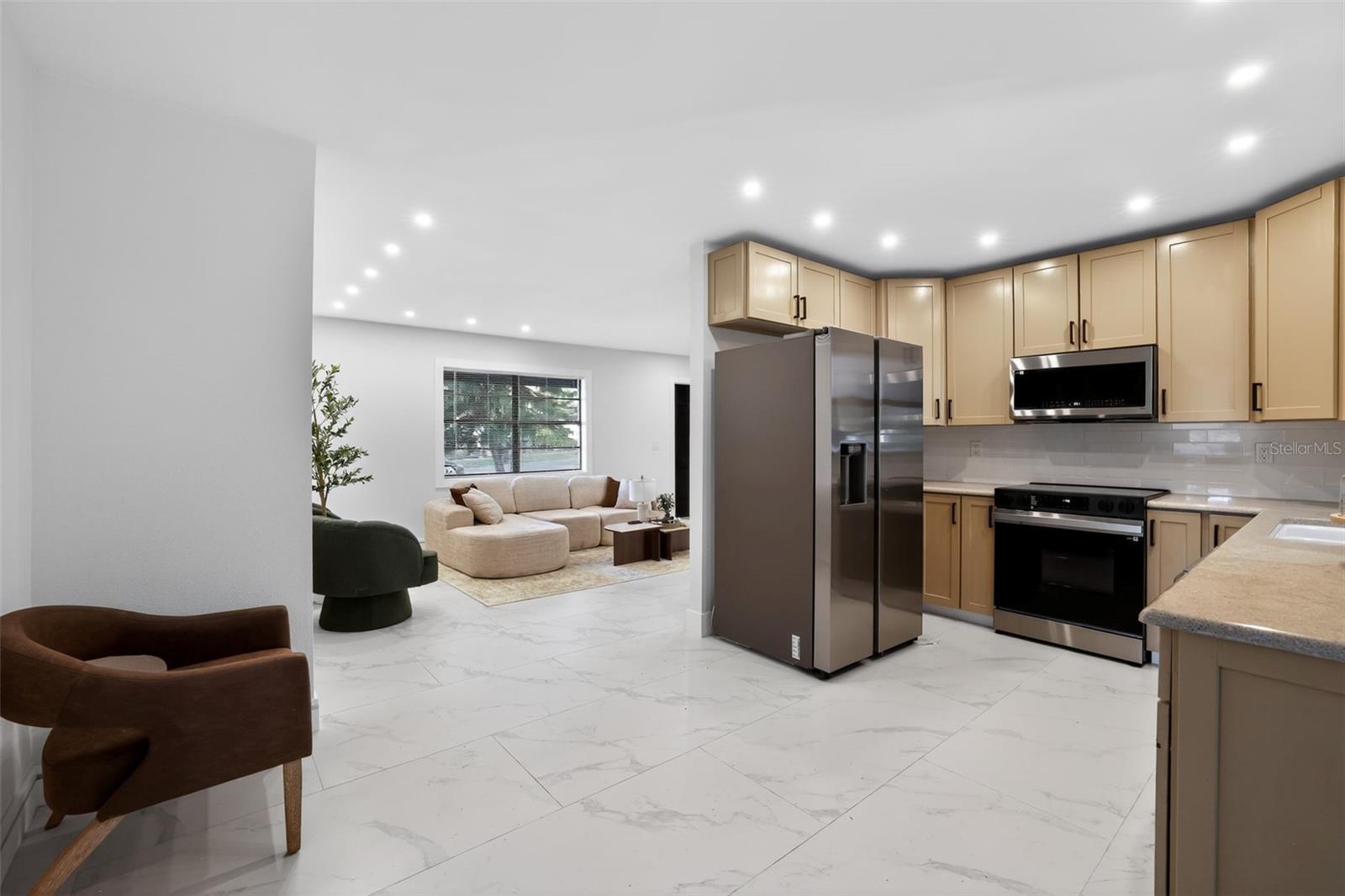 Image 9 of 35 For 320 Pheasant Circle