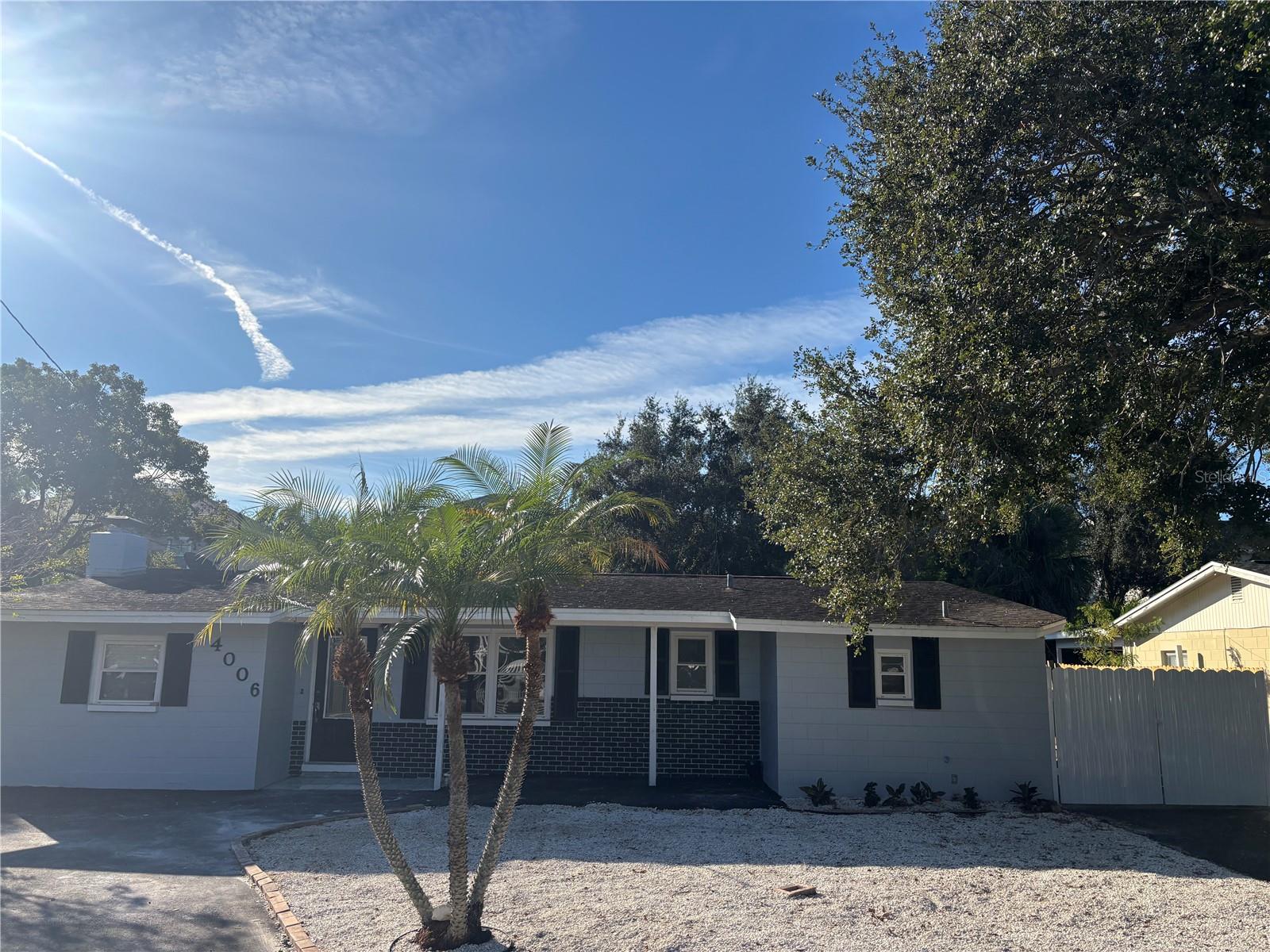 Image 2 of 42 For 4006 Land Avenue W