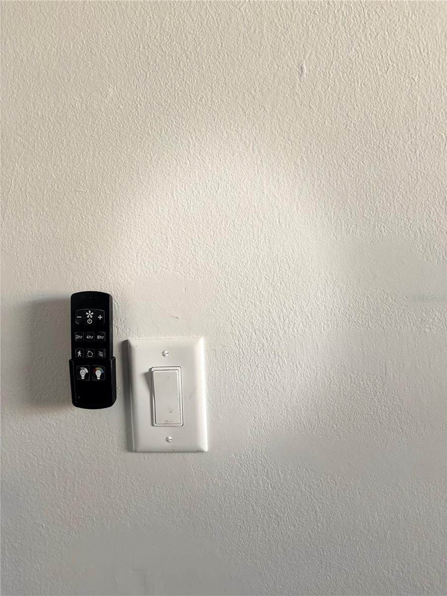 Image 33 of 42 For 4006 Land Avenue W