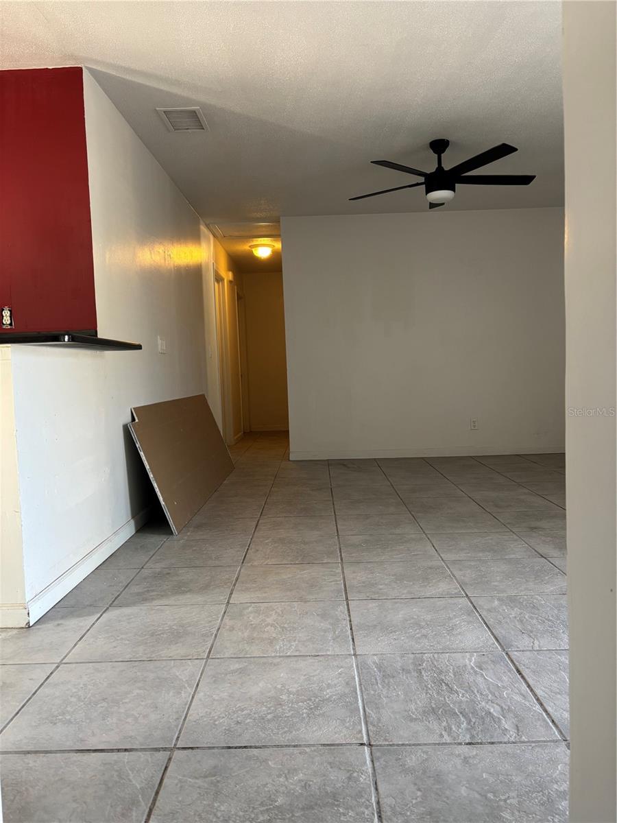 Image 34 of 42 For 4006 Land Avenue W