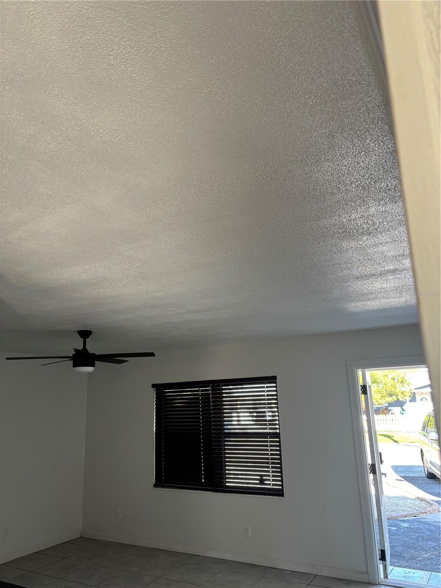 Image 37 of 42 For 4006 Land Avenue W