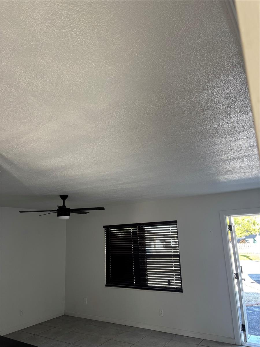 Image 38 of 42 For 4006 Land Avenue W