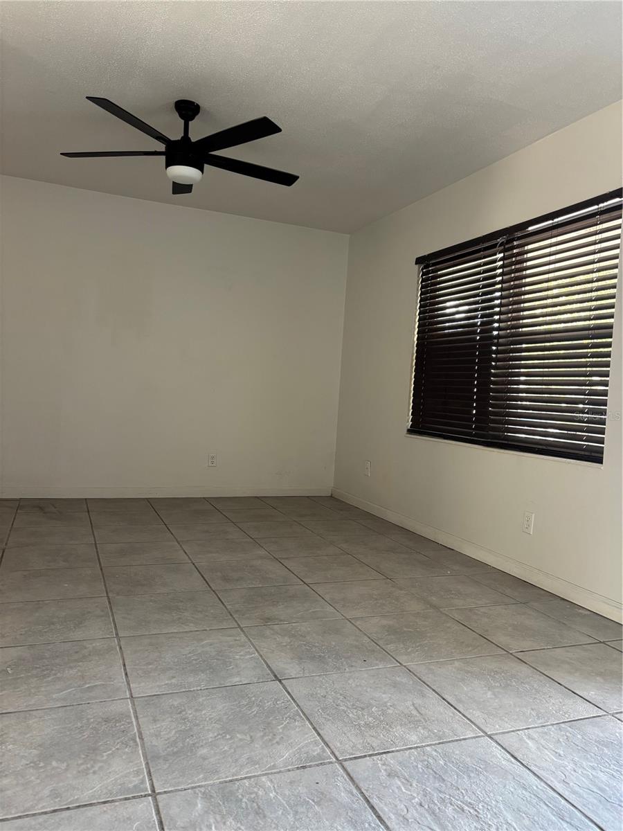 Image 39 of 42 For 4006 Land Avenue W