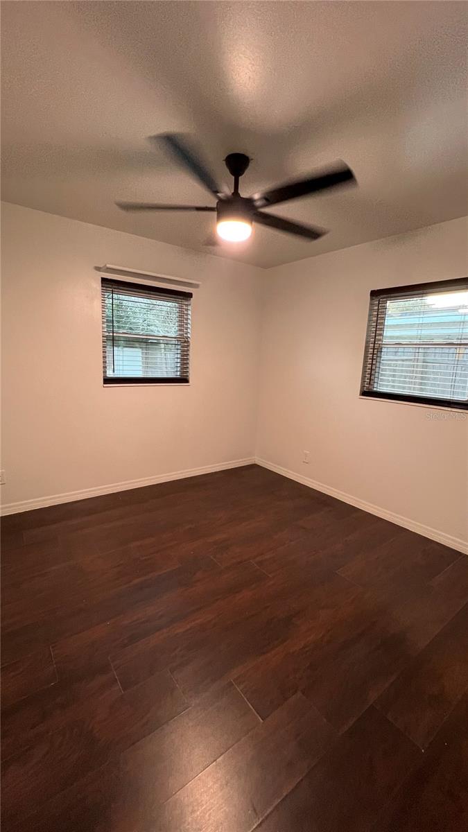 Image 9 of 42 For 4006 Land Avenue W