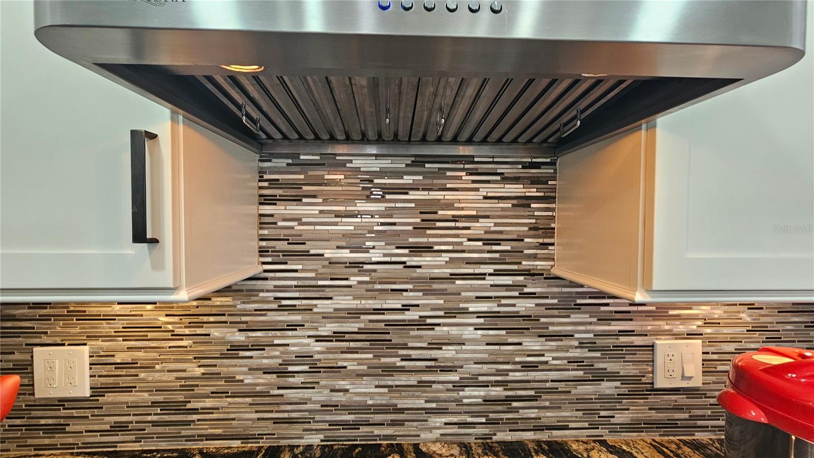 Listing photo id 36 for 1092 Florida Avenue