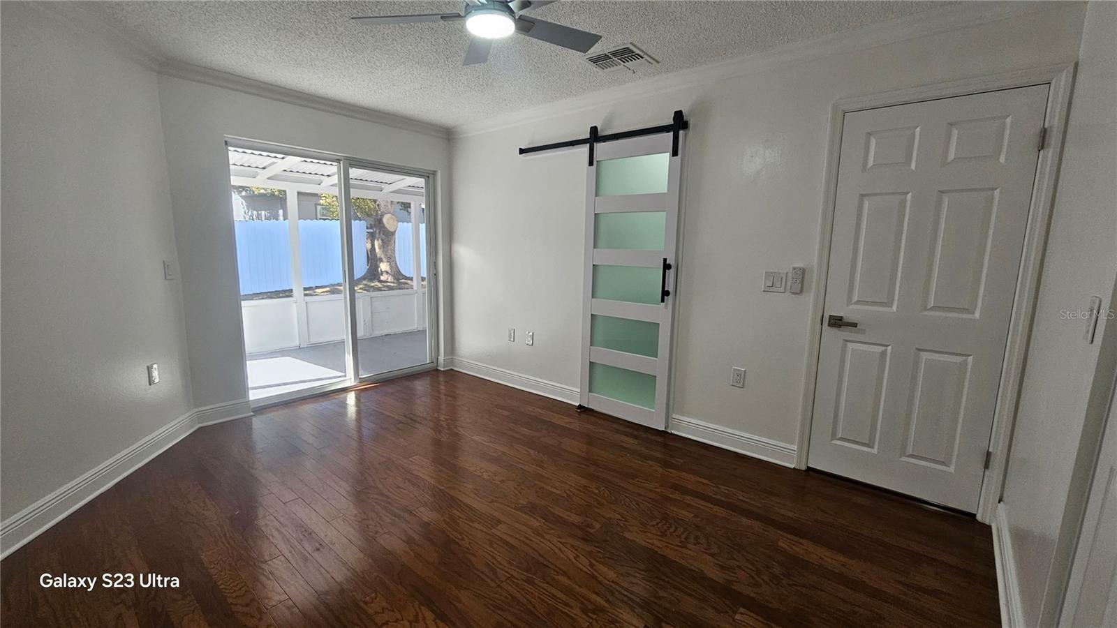 Listing photo id 45 for 1092 Florida Avenue