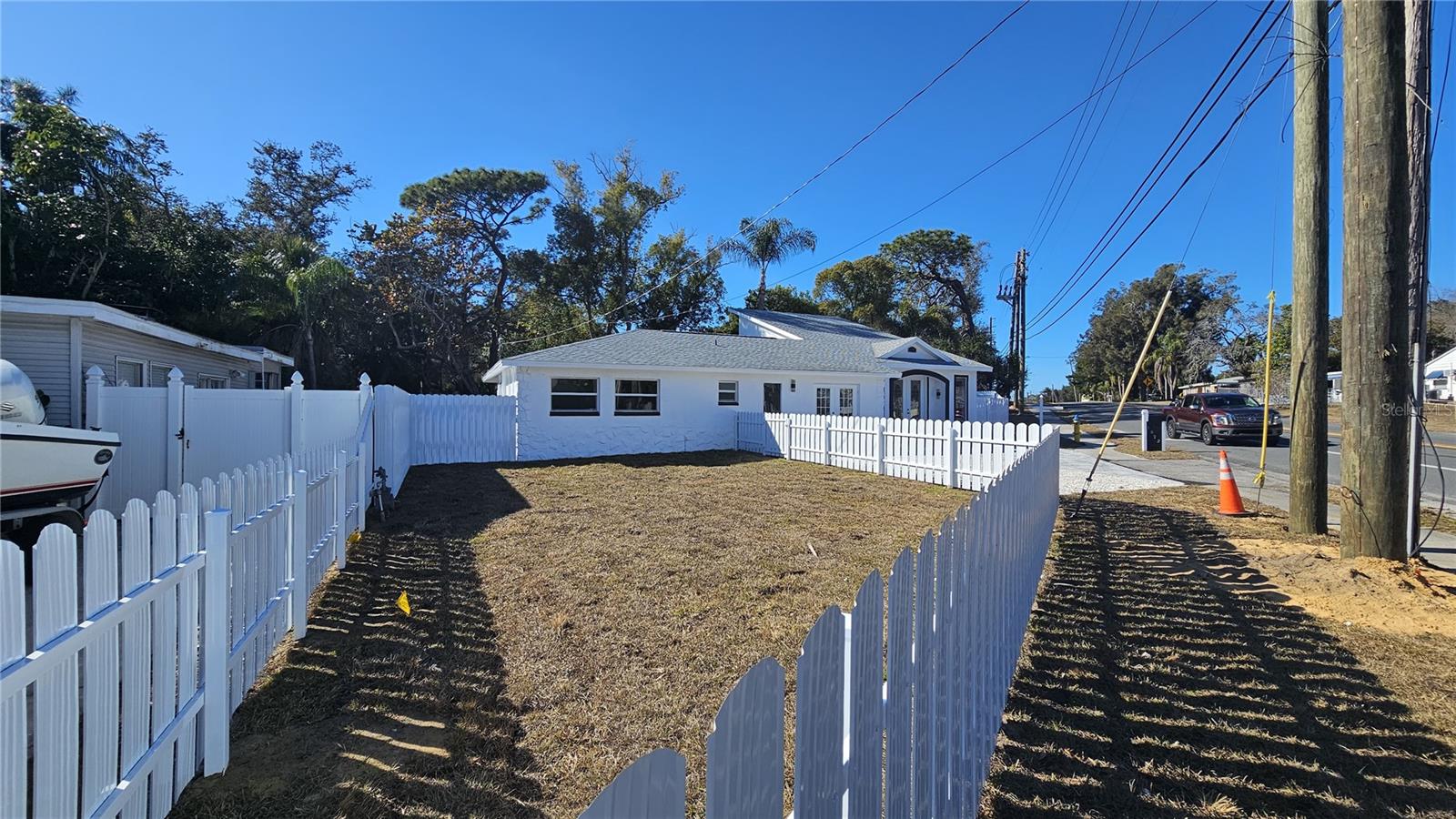 Listing photo id 7 for 1092 Florida Avenue