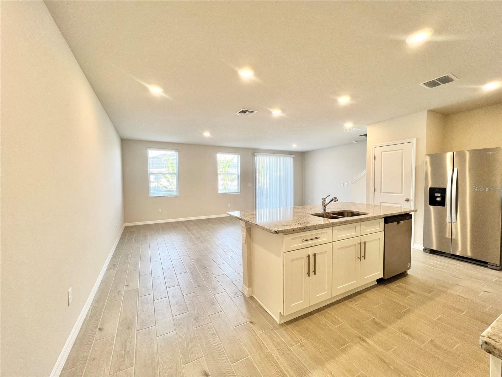 Image 10 of 99 For 32441 Limitless Place