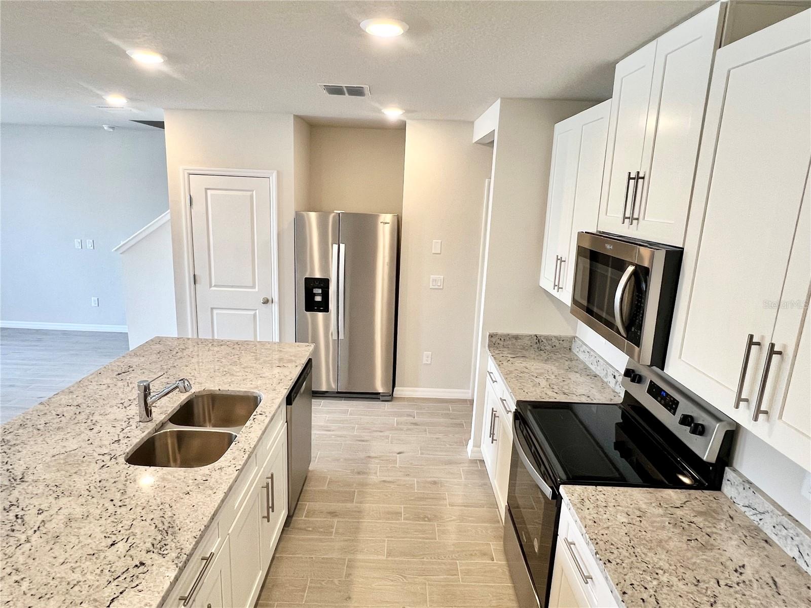 Image 14 of 99 For 32441 Limitless Place