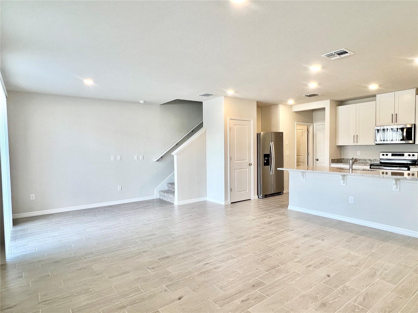 Image 19 of 99 For 32441 Limitless Place