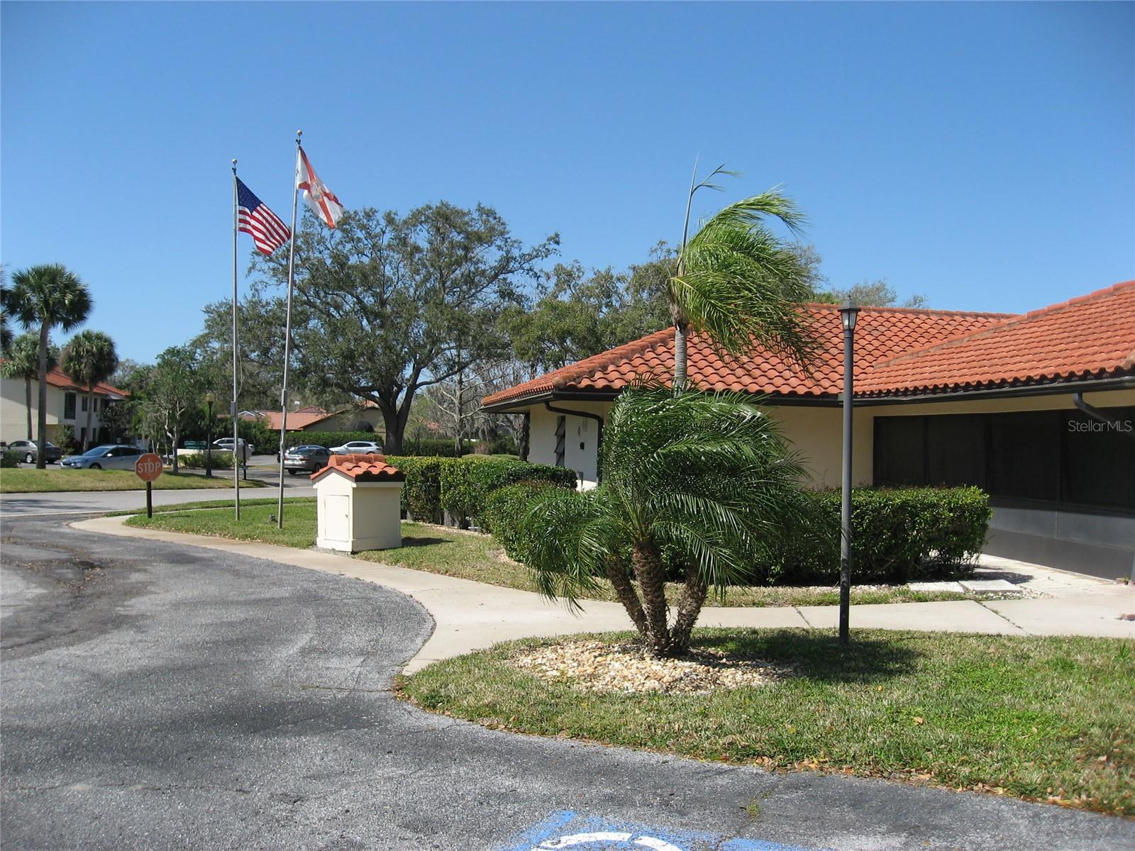 Image 26 of 34 For 5769 Gardens Drive 101