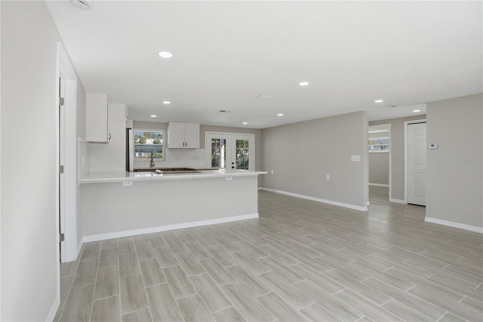 Image 10 of 30 For 5543 Quist Drive