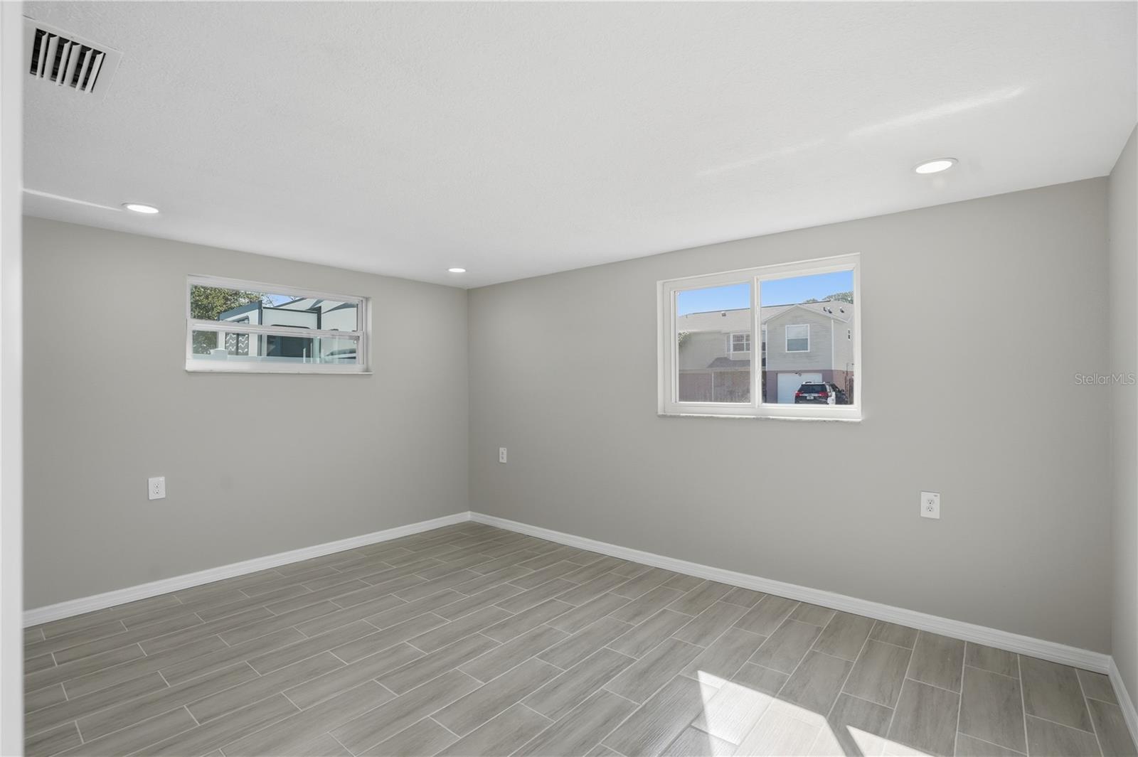 Image 16 of 30 For 5543 Quist Drive