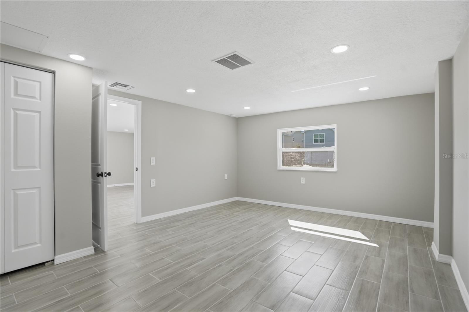 Image 18 of 30 For 5543 Quist Drive