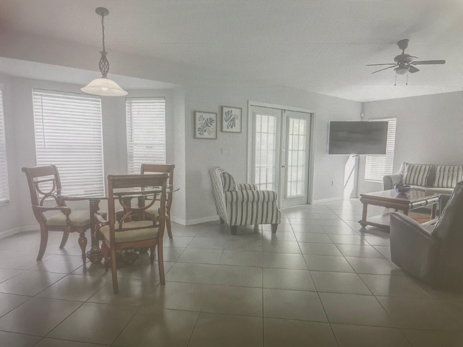 Image 3 of 46 For 2278 Pinta Avenue