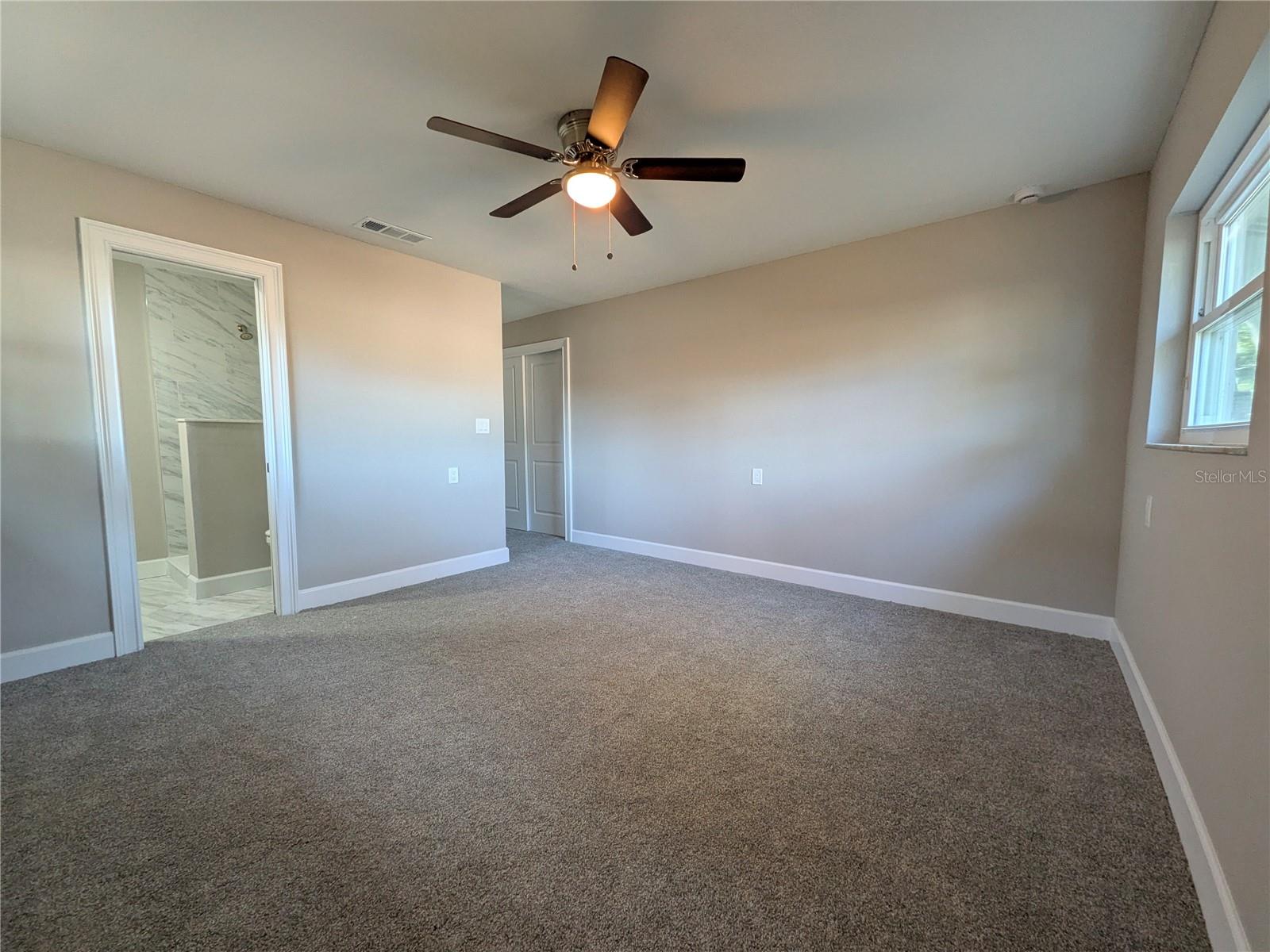 Image 16 of 30 For 5523 Venetian Boulevard Ne