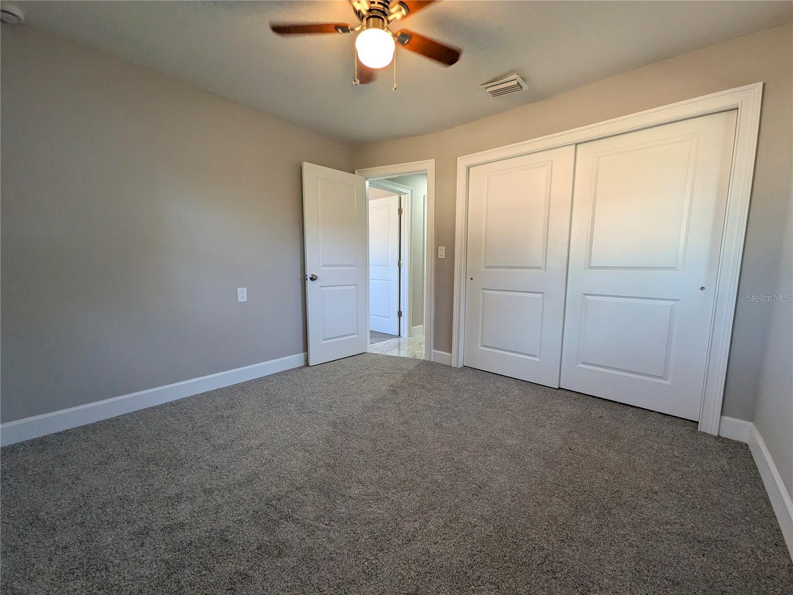 Image 17 of 30 For 5523 Venetian Boulevard Ne