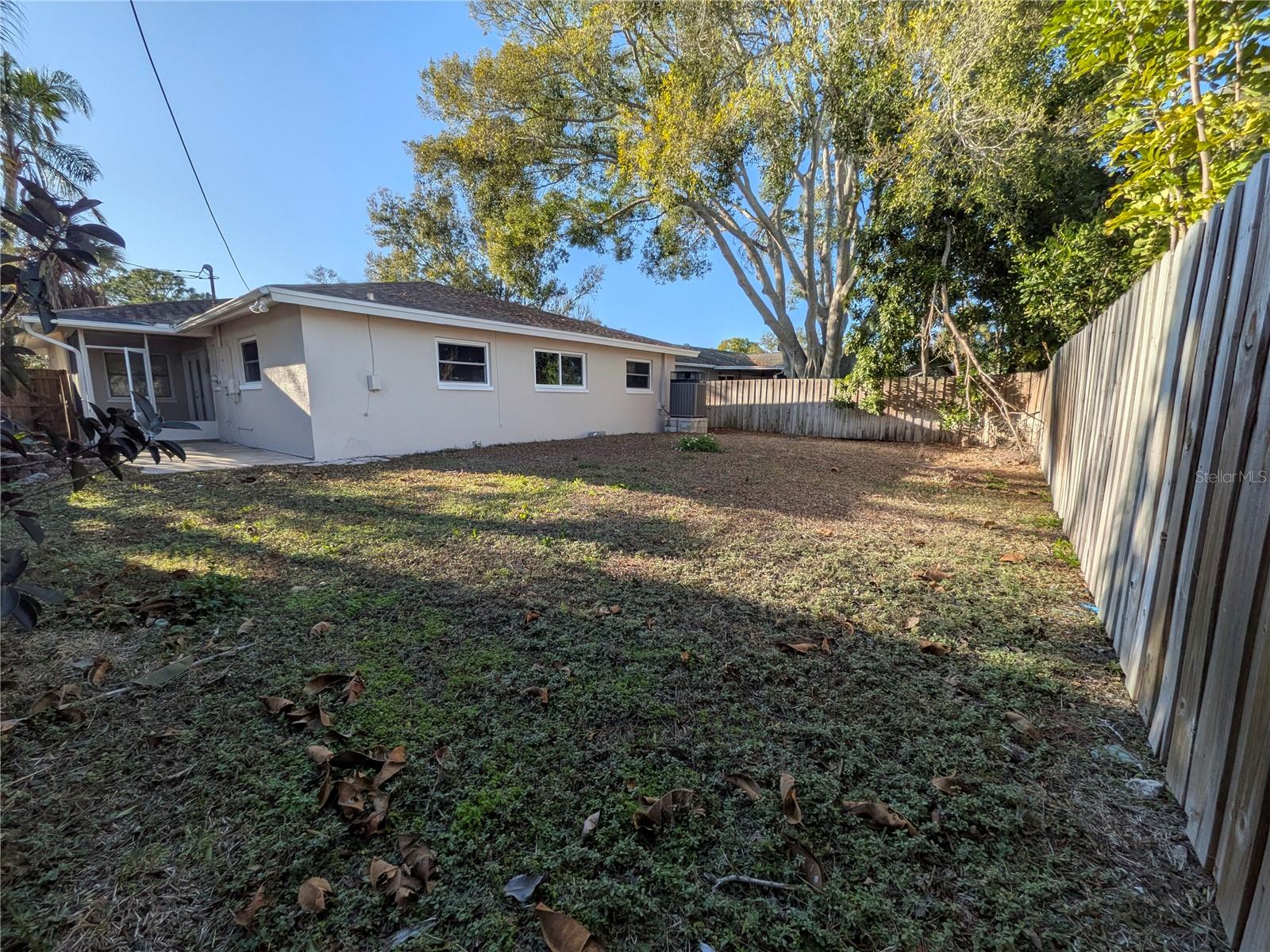 Image 29 of 30 For 5523 Venetian Boulevard Ne