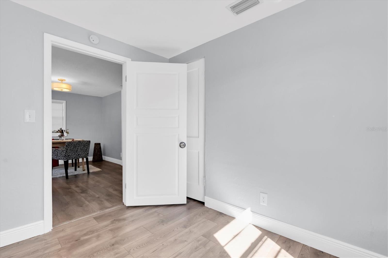 Image 20 of 29 For 5107 37th Street N