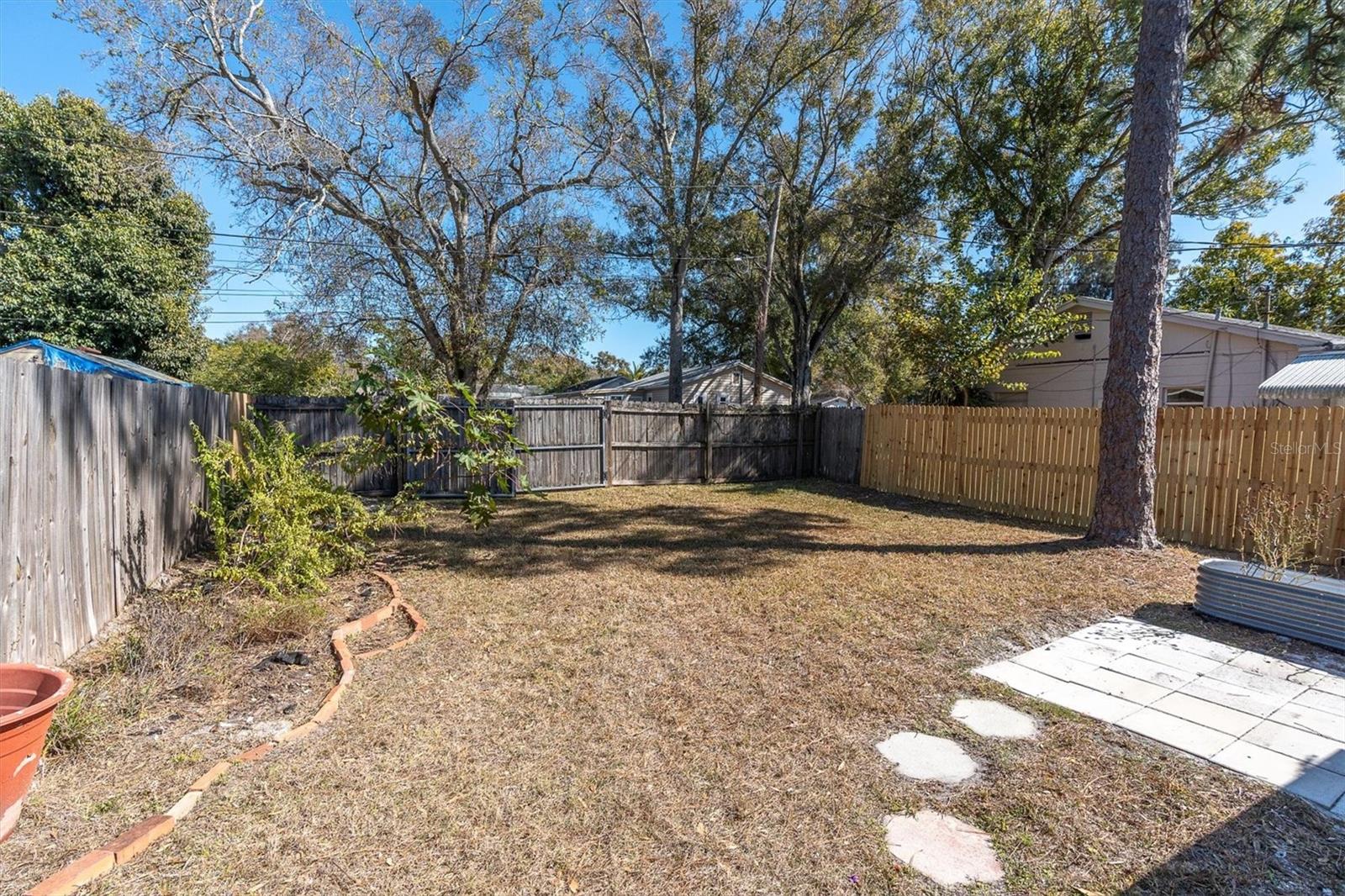 Image 26 of 29 For 5107 37th Street N