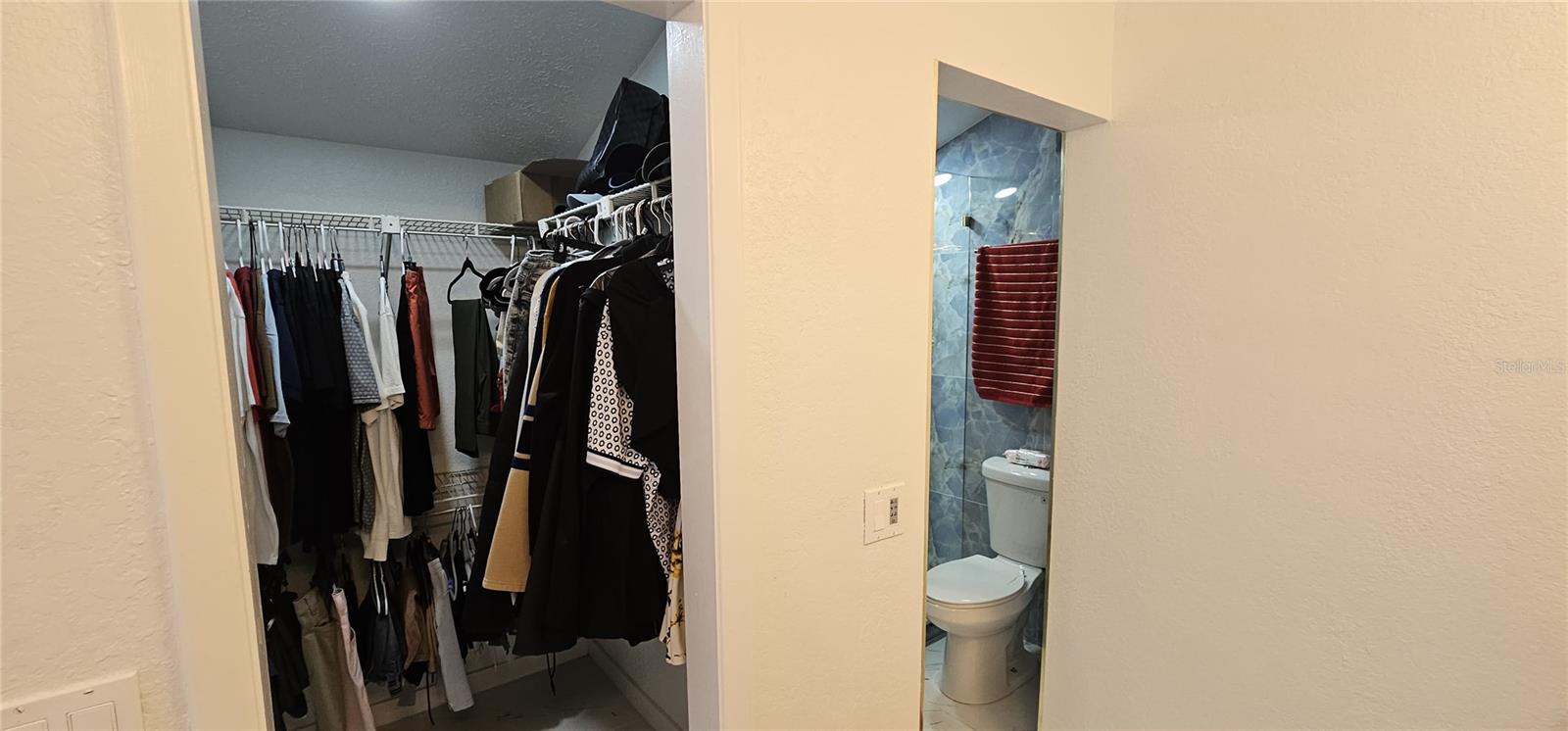 Image 13 of 38 For 4520 Grainary Avenue