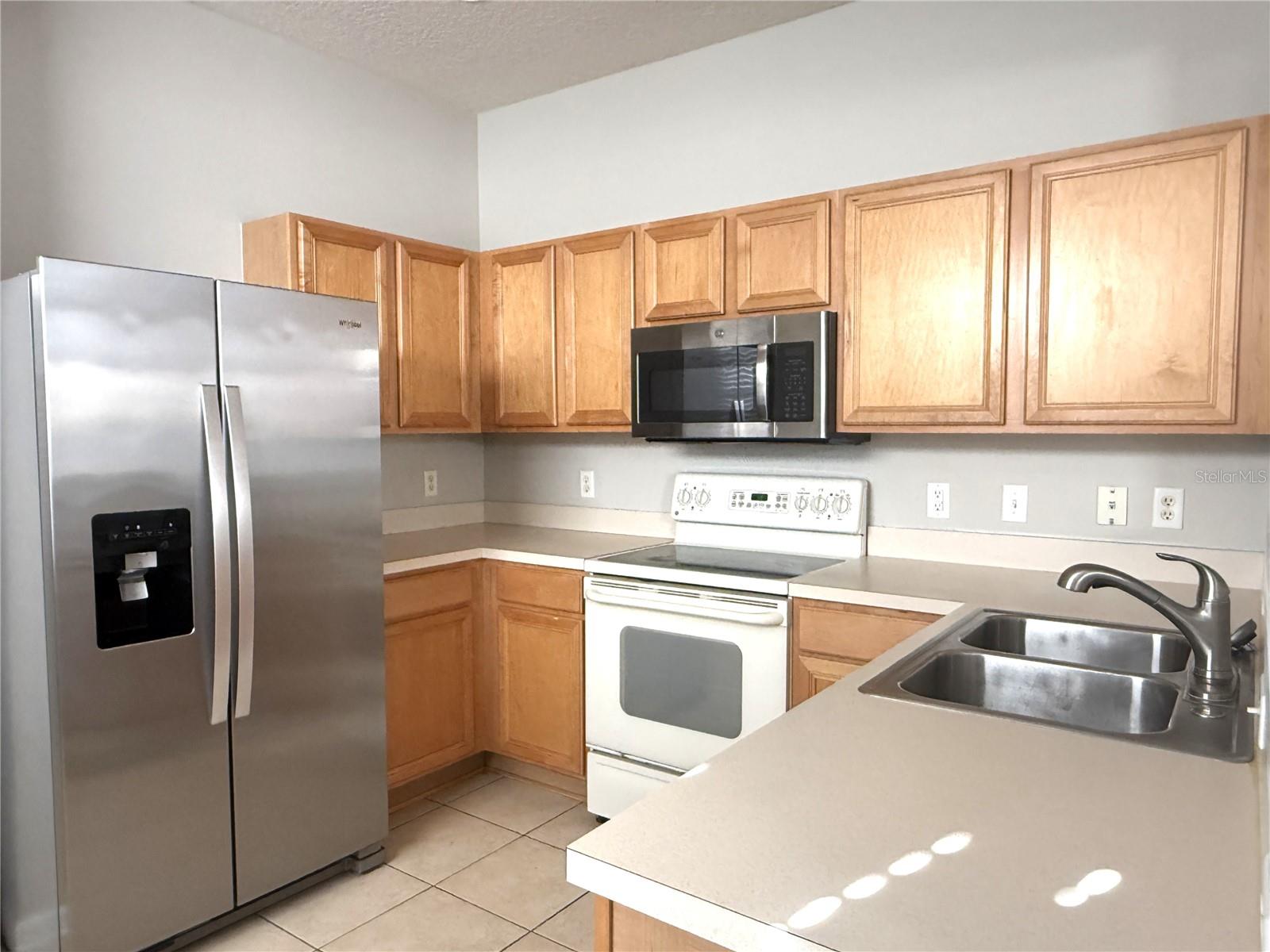 Image 7 of 29 For 26627 Castleview Way