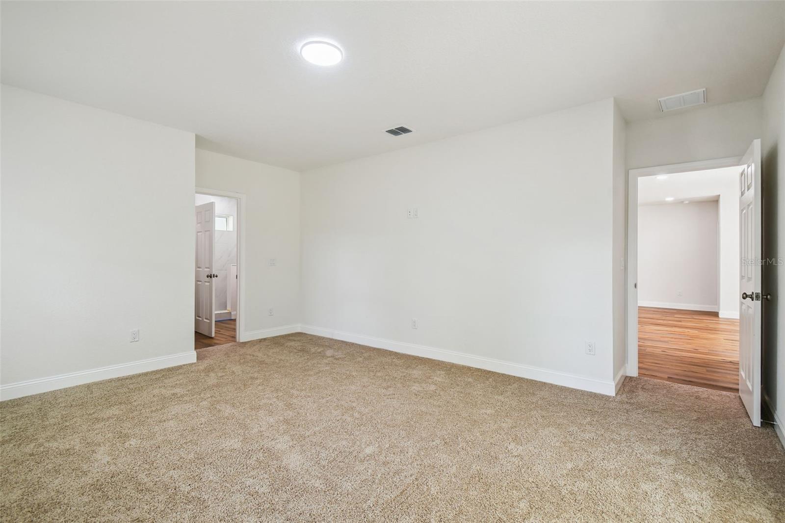 Image 19 of 40 For 1520 Alameda Drive