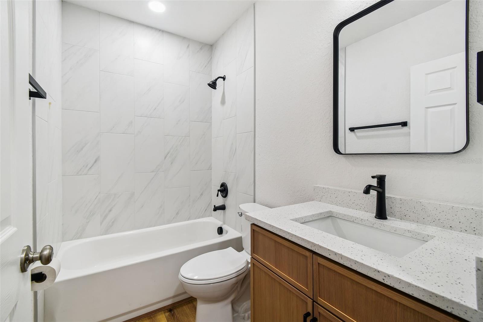 Image 27 of 40 For 1520 Alameda Drive