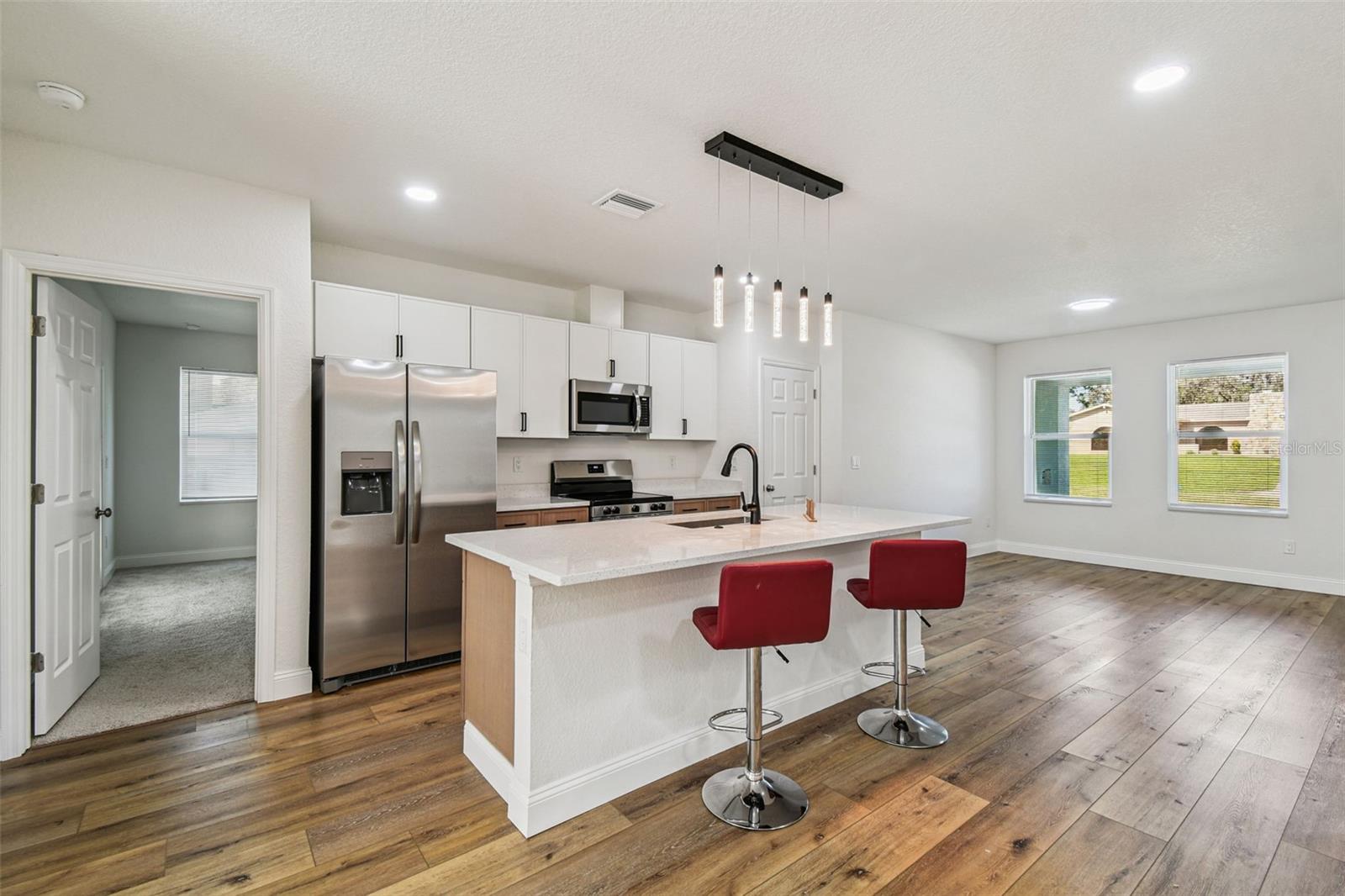 Image 8 of 40 For 1520 Alameda Drive