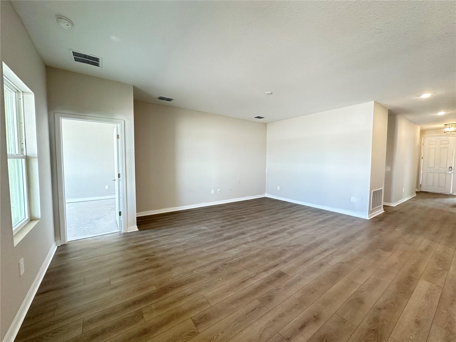 Image 10 of 28 For 5924 Fresh Flora Drive