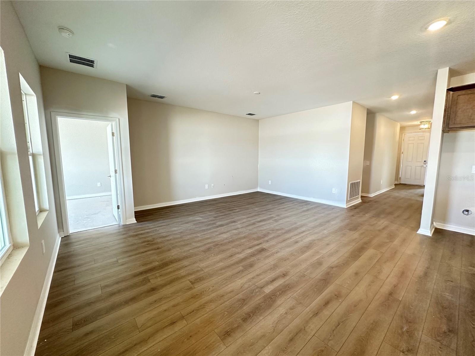 Image 11 of 28 For 5924 Fresh Flora Drive