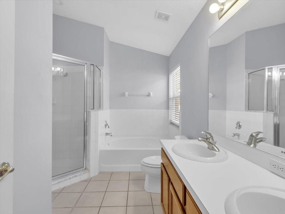 Image 21 of 46 For 12824 Kings Lake Drive