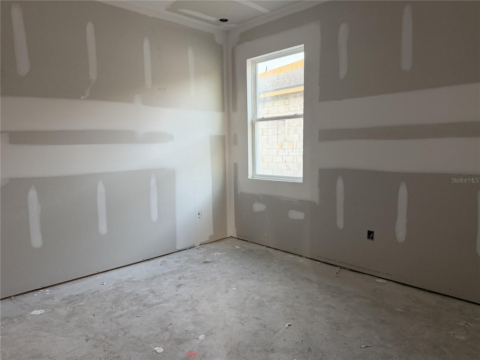 Image 5 of 22 For 5918 Fresh Flora Drive