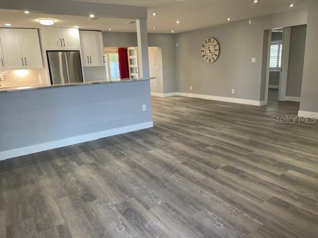 Image 4 of 30 For 2950 Pallanza Drive S