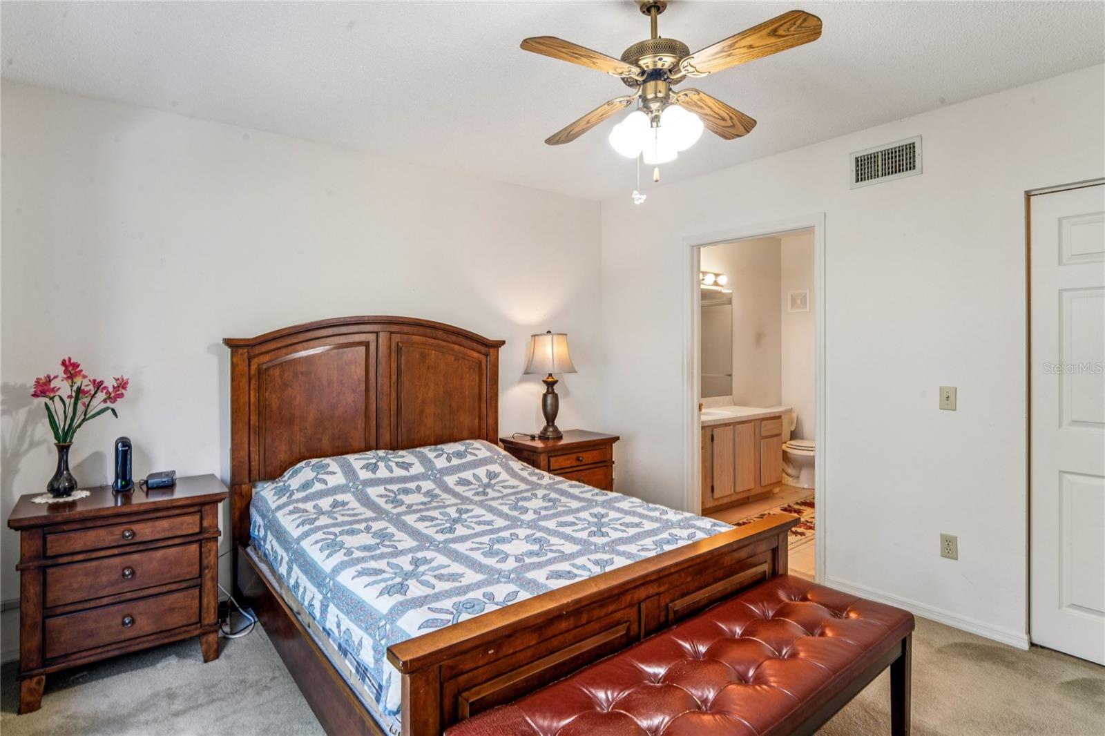 Image 18 of 57 For 2210 Utopian Drive E 201