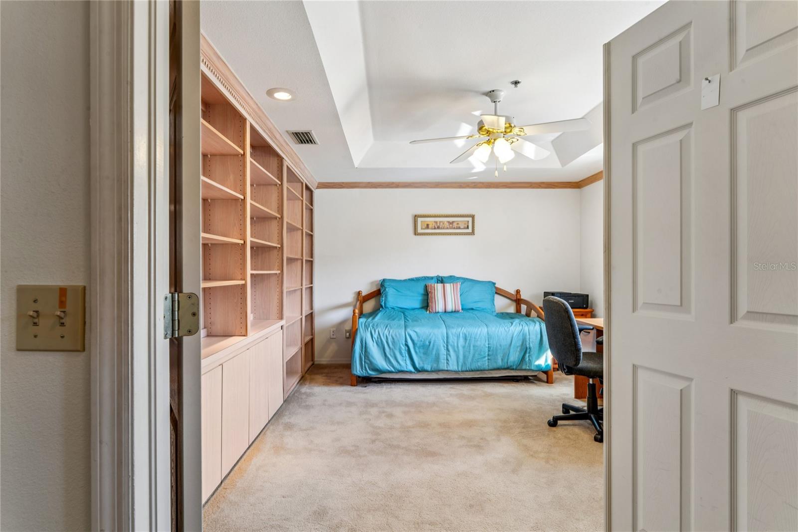 Image 30 of 57 For 2210 Utopian Drive E 201