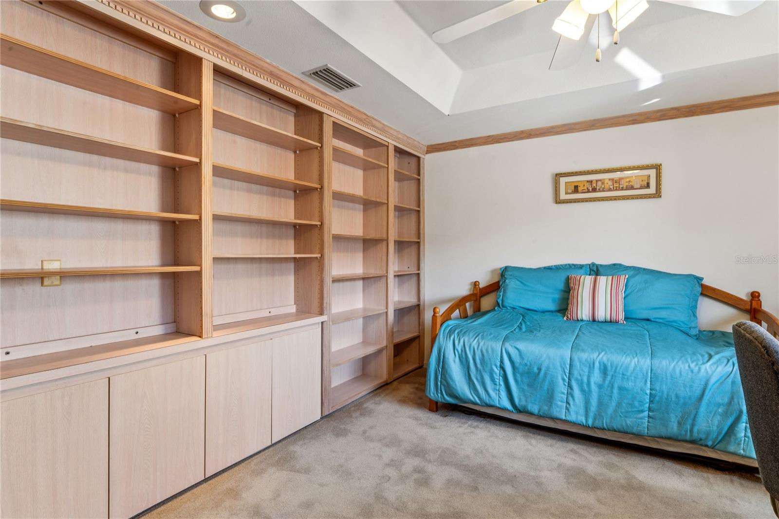 Image 31 of 57 For 2210 Utopian Drive E 201