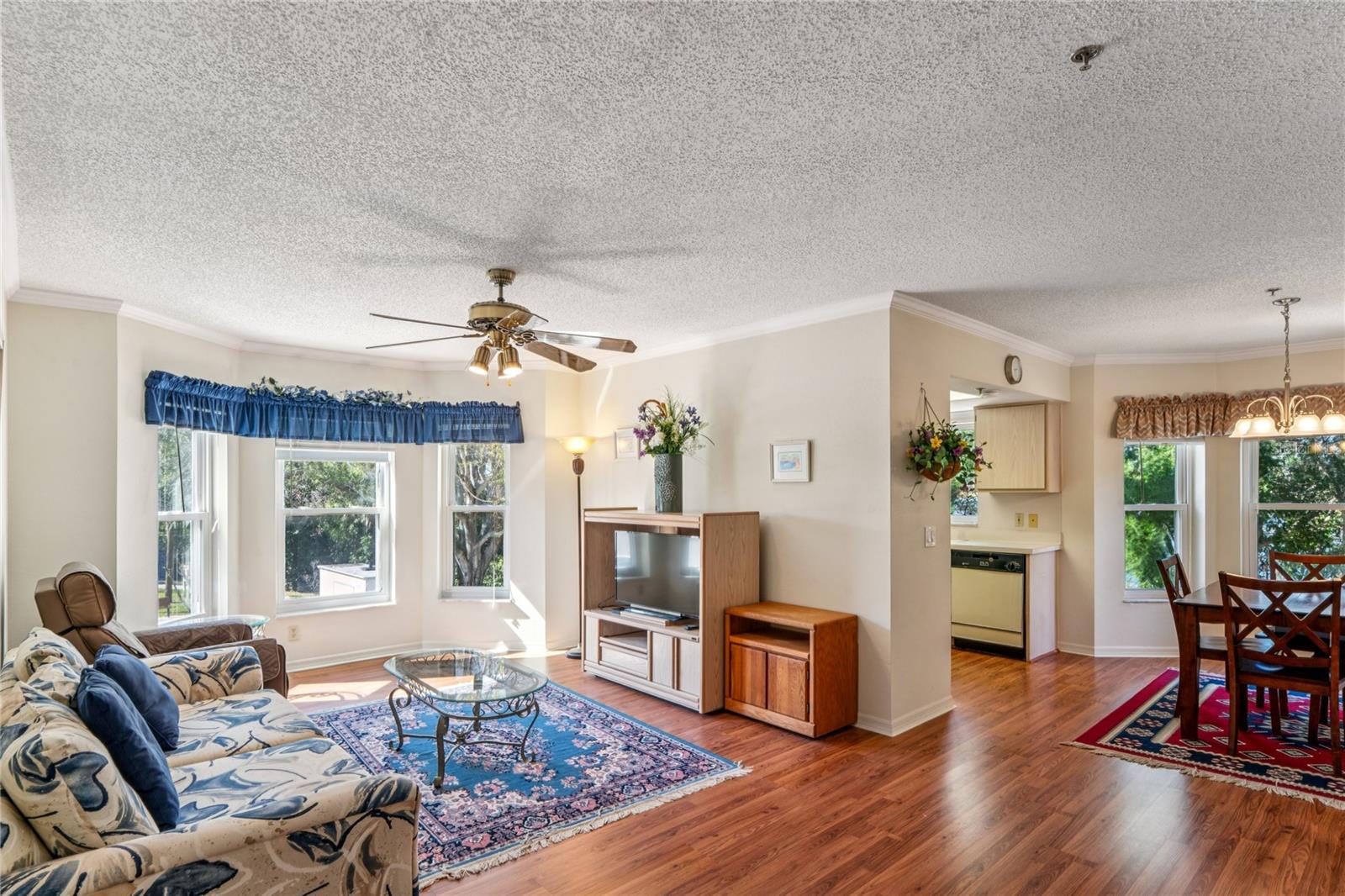 Image 6 of 57 For 2210 Utopian Drive E 201