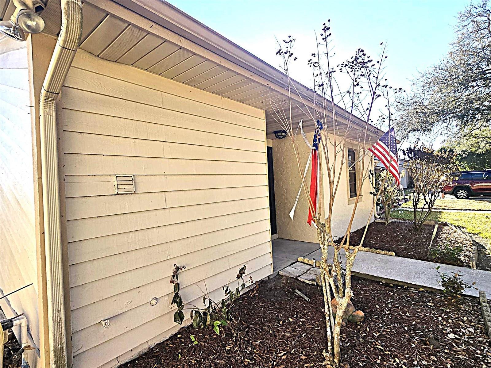 Image 3 of 32 For 2009 Cedar Run Drive