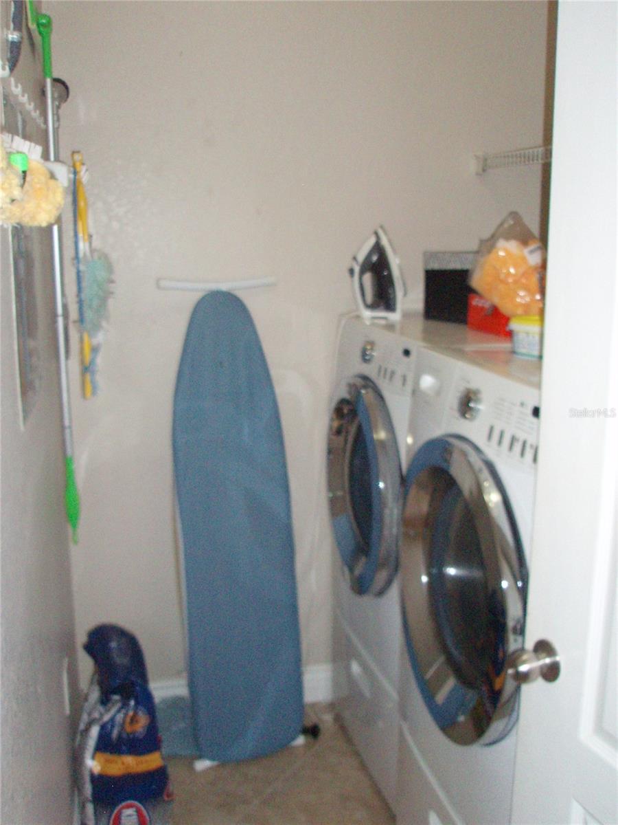 Image 12 of 18 For 2724 Via Murano  616